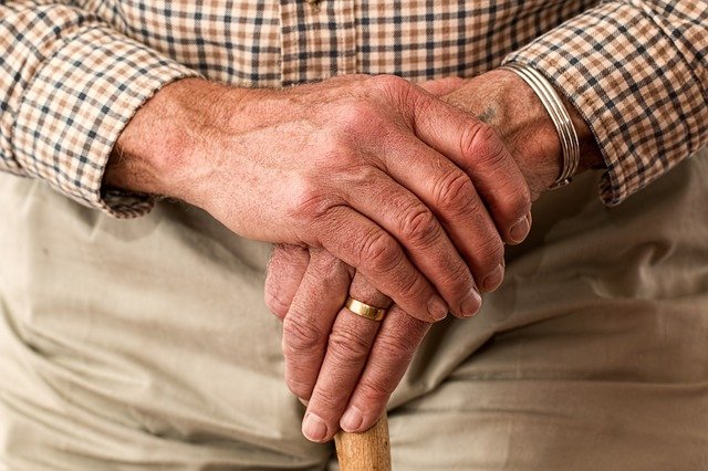 Télésurveillance et seniors : que faut-il savoir ?